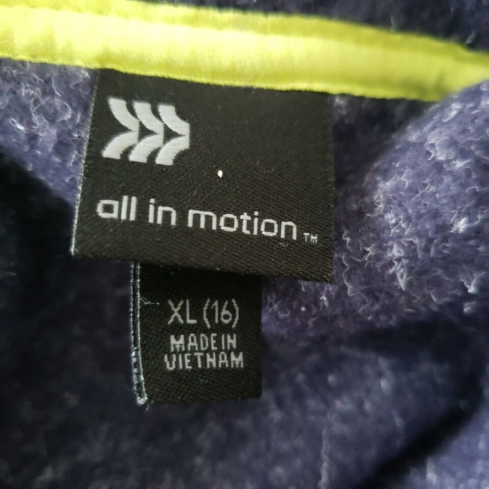 All In Motion Adventure Vest Full-Zip Youth XL 16 Blue Pockets Kids Boys NWT - Picture 7 of 11